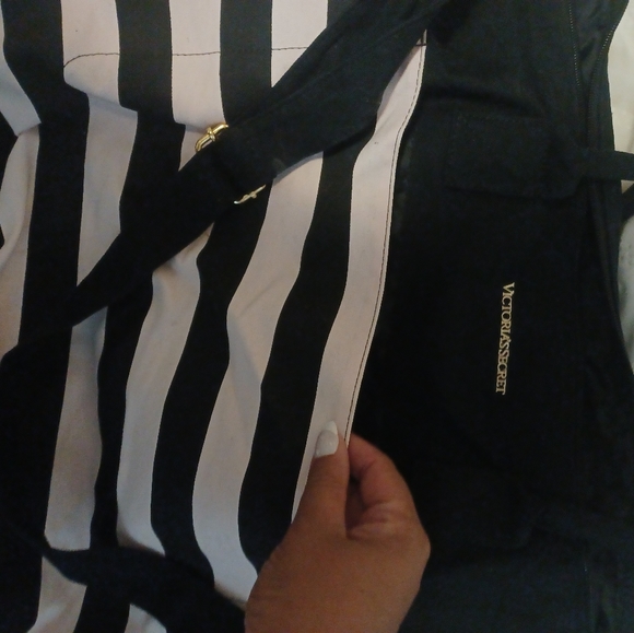 💥VS Weekender💥 - Picture 3 of 5